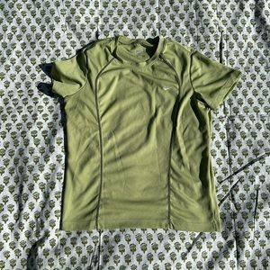 Nike Performance Slim Fit Light Green Shirt